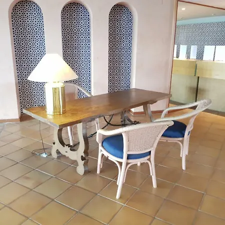 Royal Marine Deluxe Apartment