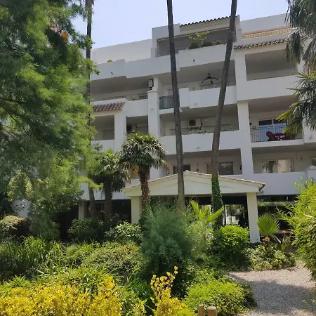 Royal Marine Deluxe Apartment